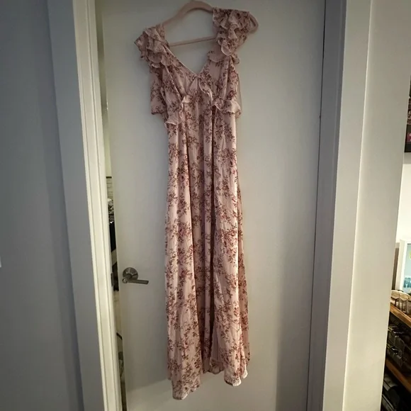 NWT Francesca’s Bow Back Floral Maxi Dress - Picture 4 of 6